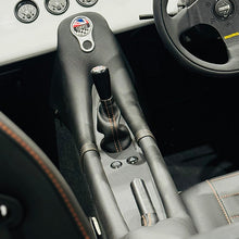 Cargar imagen en el visor de la galería, Centre Console / Tunnel Top Upholstered