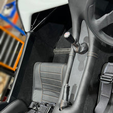Cargar imagen en el visor de la galería, Centre Console / Tunnel Top Upholstered